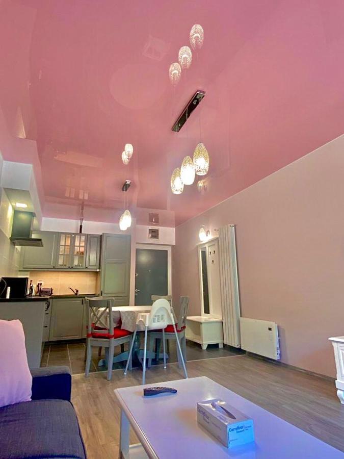 Sweet Pink By Miro *
